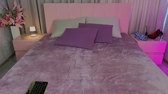 Ariana_Petite webcam