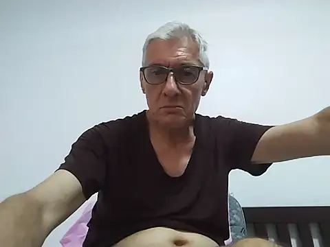 BIGUNCUTHARDCOCK webcam
