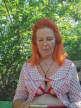 cassandrasandra44 - CassandraSandra44's free webcam - UK Sex Cams