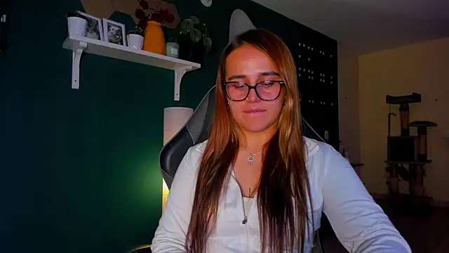 evy_orange1 webcam