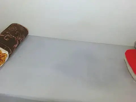 ChocoSlenderXXX webcam