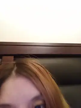 Lili_Valkova webcam