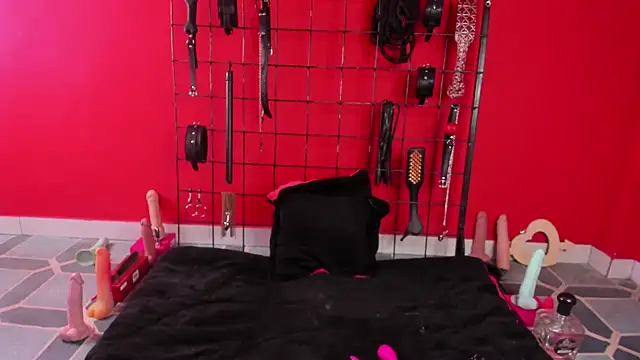 juicy_pregnant_Bdsm webcam