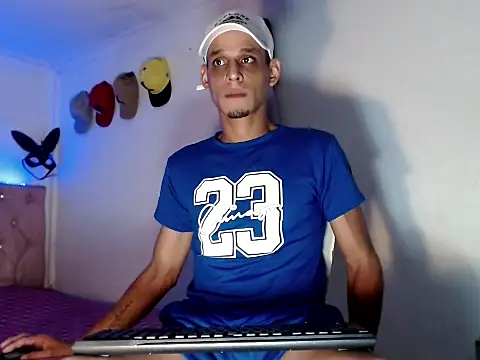 Brendt_Hotx webcam