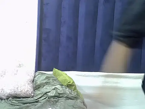 creamyslender23 webcam