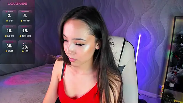 PlayfulPout live cam on StripChat