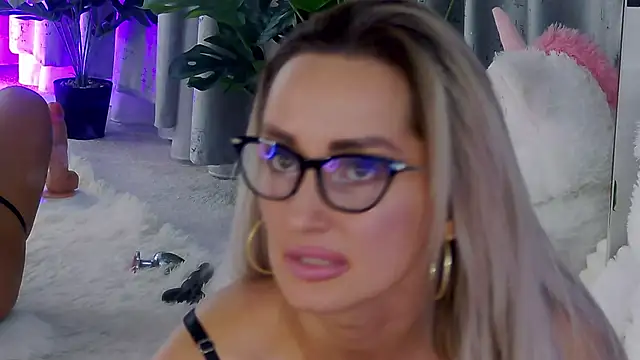 IsabelleEthan webcam
