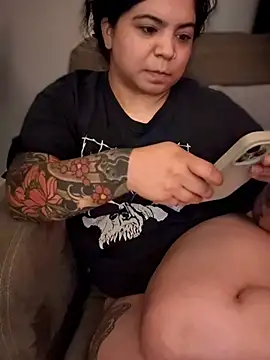 kimmiakiss22 webcam