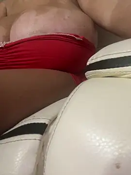 RoxiRedXXX webcam