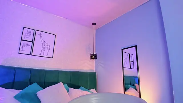 ninna_curly webcam