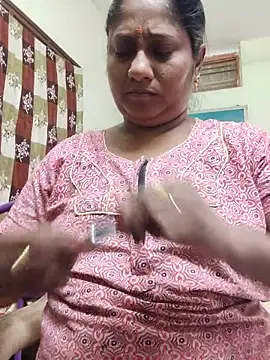 yamini1431 webcam