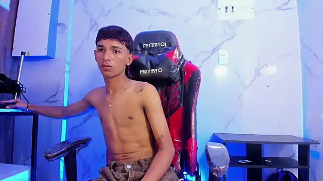 Joseph18_ webcam