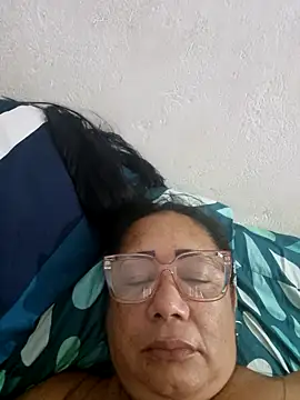 adrianahot51 webcam