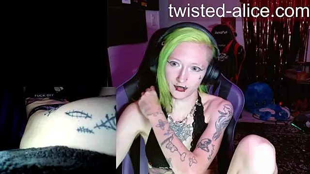Twisted_Alice webcam