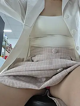 HinaLovely webcam