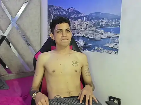 cameron_lux77 webcam
