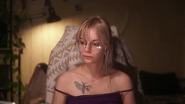 alyssa_sweet webcam