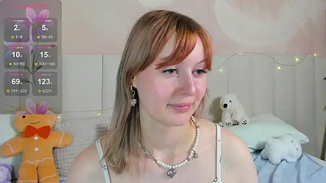 AdeleSilvy webcam