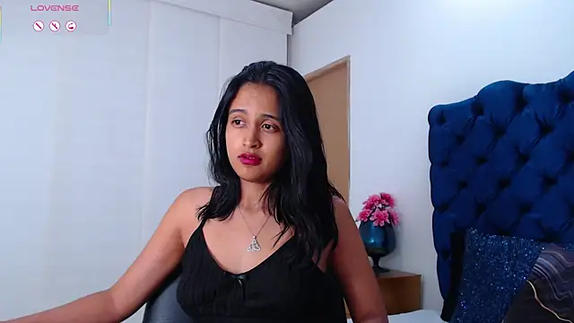 Lili666_ webcam