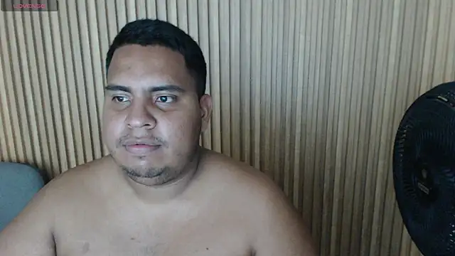 Poolsex_69 webcam