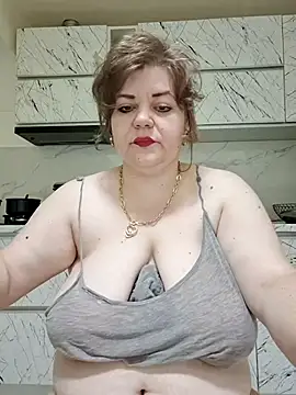 cindybbwsquirt webcam