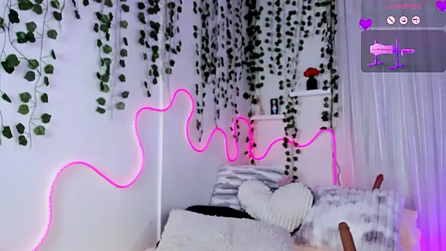 Samii_Evans webcam