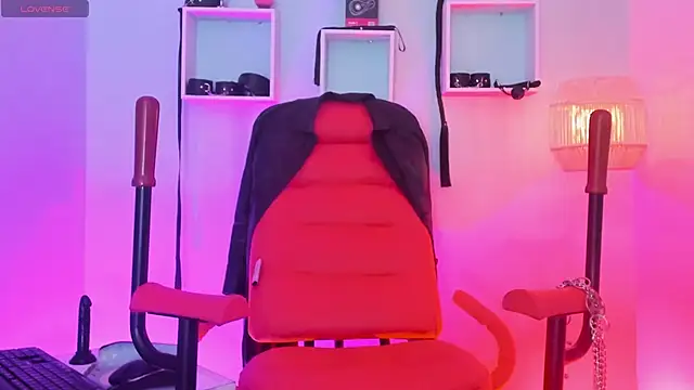 Maximoking26 webcam