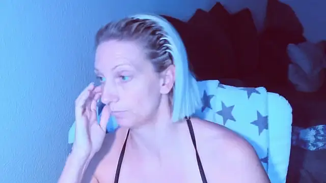 SexyJulia21 webcam