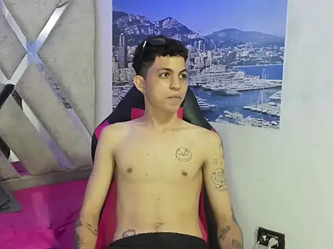 cameron_lux77 webcam