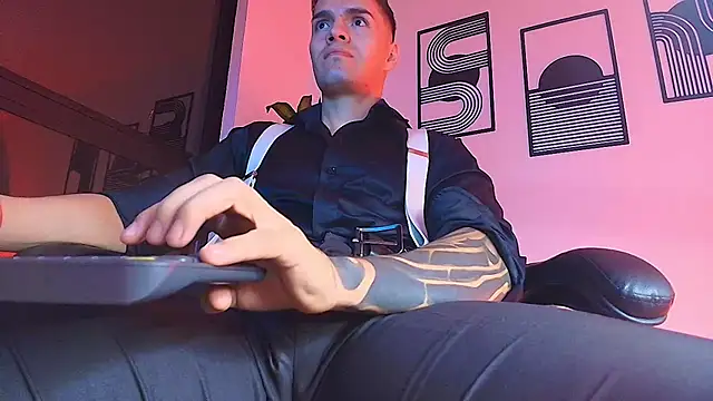 ALPHA_DOMINUS_ webcam