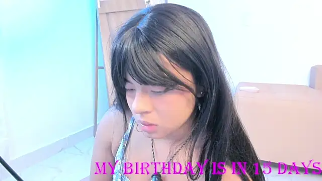 valy_shyness webcam