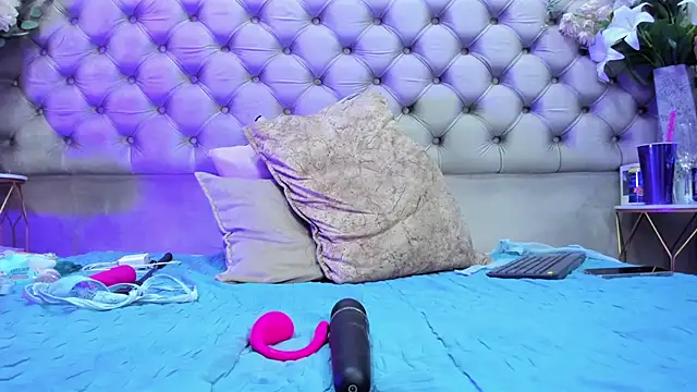 LezyTompson webcam
