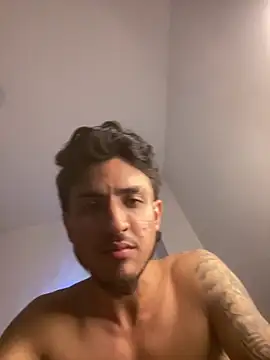 Kriss_Edwards webcam
