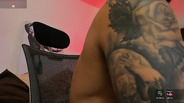 LiamReigns_ webcam