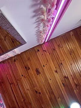 ManuelaVeeleez webcam