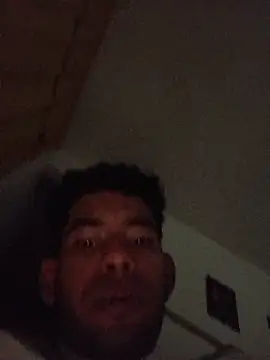 Negritohot3682 webcam