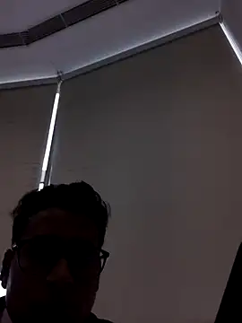 hotboy1731 webcam