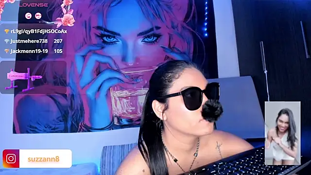 SUZZAN-R webcam