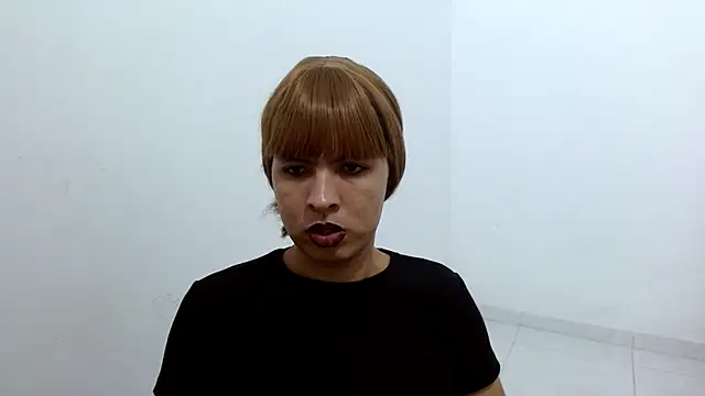 estefania224 webcam