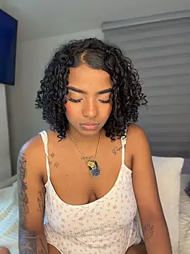 Irishottt webcam