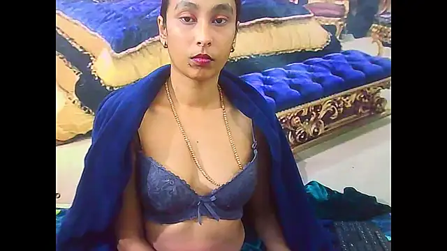IndianSexyButt webcam