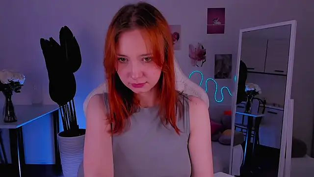 littlepeach007 - LittlePeach007's free webcam - UK Sex Cams