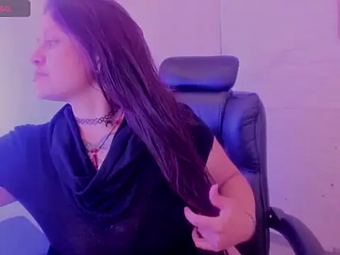 SweetRavenSg webcam