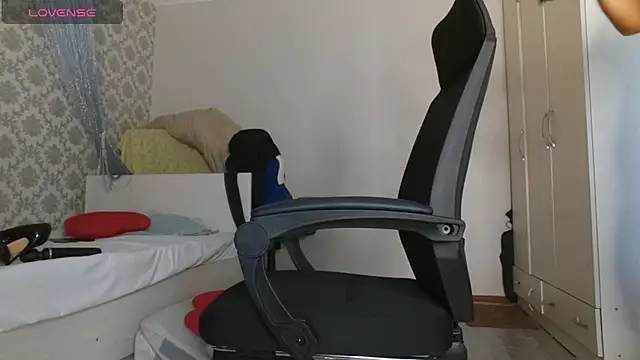 MissValday webcam