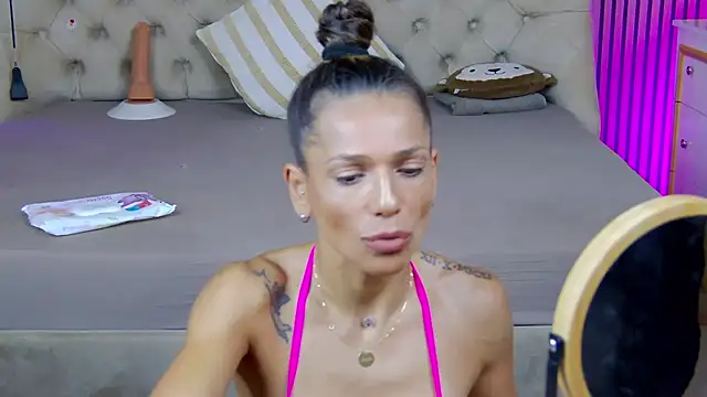 PlayfulShow webcam