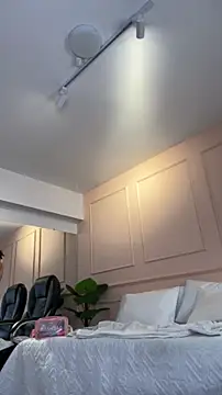 SHARONN____ webcam