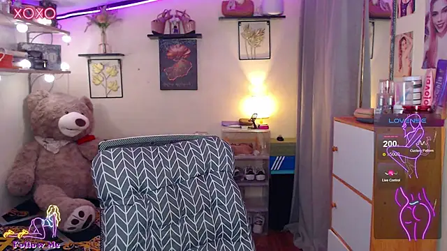 izabella_moore webcam