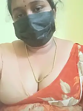 tamil_nivedha webcam