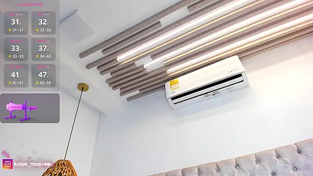 Katya_Rousseav webcam
