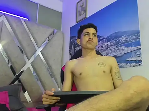 cameron_lux77 webcam